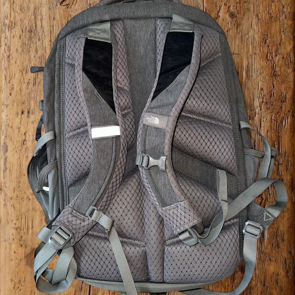 The north face borealis backpack - Picture 3 of 3